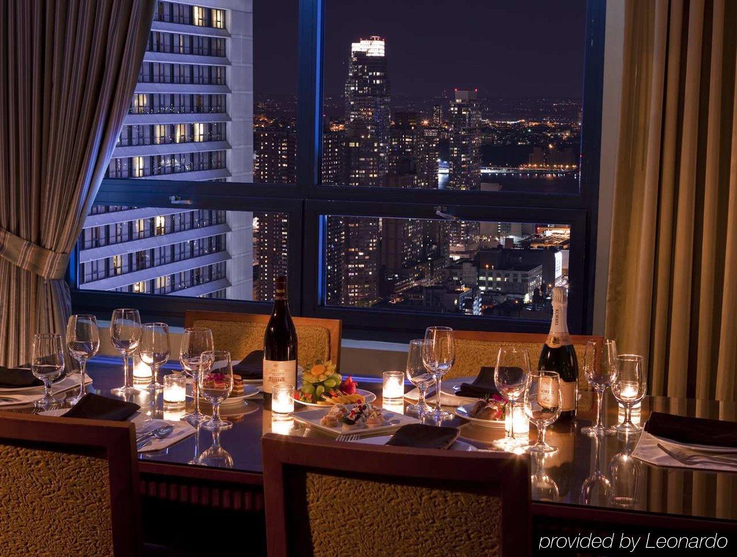 Doubletree Suites By Hilton Nyc - Times Square New York Restaurace fotografie