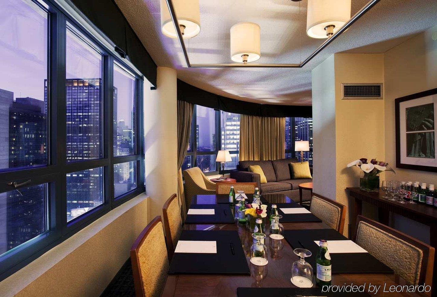 Doubletree Suites By Hilton Nyc - Times Square New York Pokoj fotografie